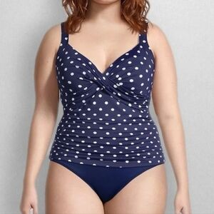 Lands’ End Chlorine Resistant Underwire SwimTankini Top Size 18